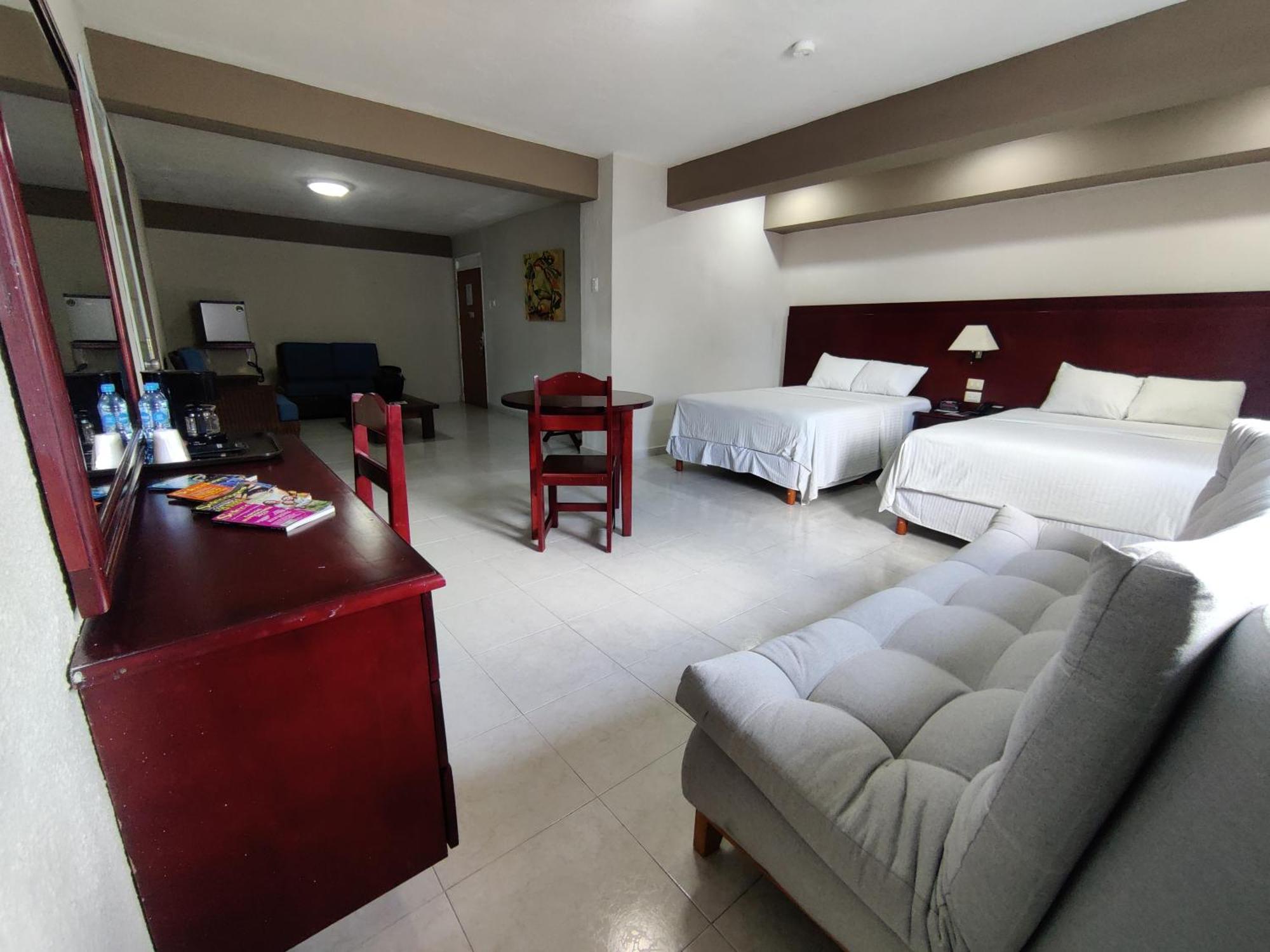 Hotel Maria Del Carmen Mérida Εξωτερικό φωτογραφία